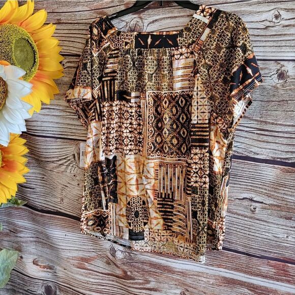 Isela Women's Short Sleeve Blouse NWT - Picture 2 of 6